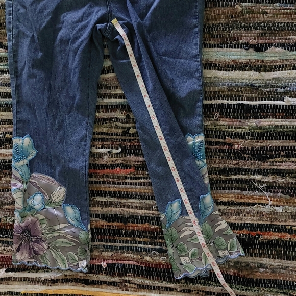 Soft Surroundings Silky Floral Beaded Blue Purple Soft Denim Cropped Jeans Pants - Picture 14 of 16